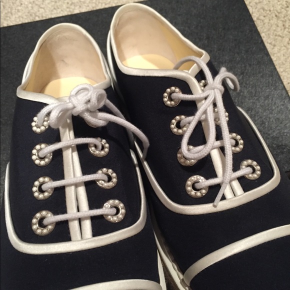 Chanel navy blue oxford pearls flat shoes - Picture 3 of 7